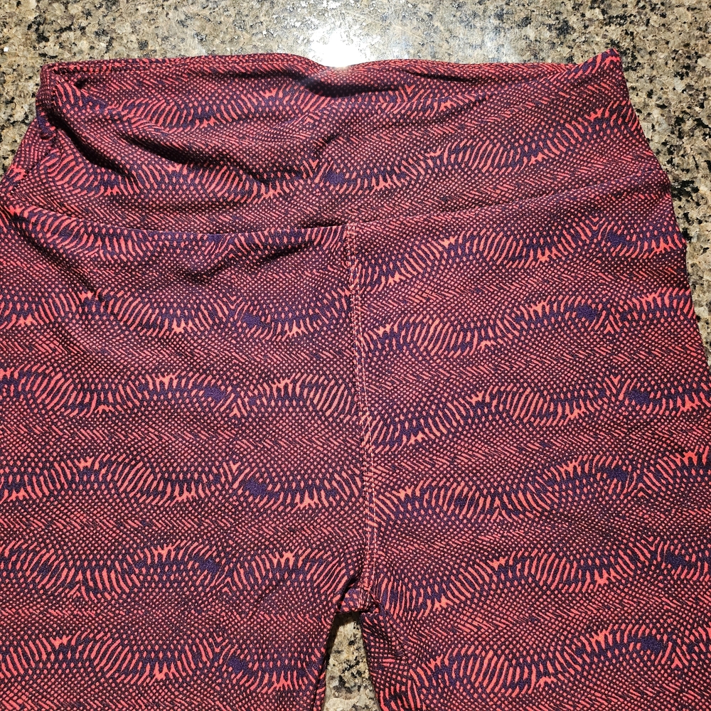 Mexx Vibrant Red and Black Leggings